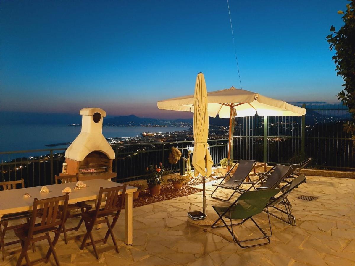 Villa Sarina House Ocean View à Lavagna Extérieur photo